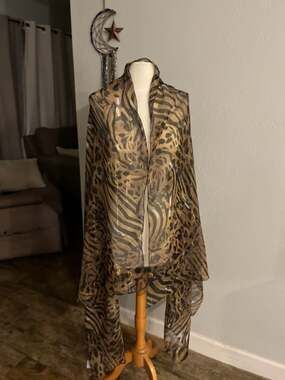 Wendy Williams Animal Print Gold Lurex Stripe Scarf Wrap Sarong OSFM